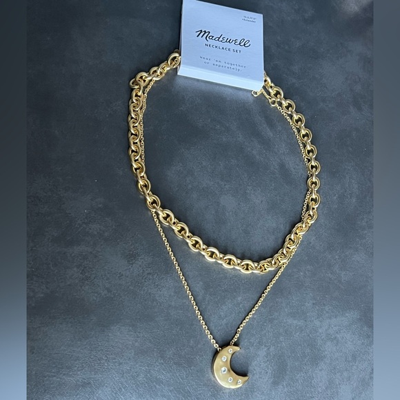 Madewell Metallic Celestial Moon Crystal Layered Pendant Necklace Gold NWT 48$ - Picture 7 of 7